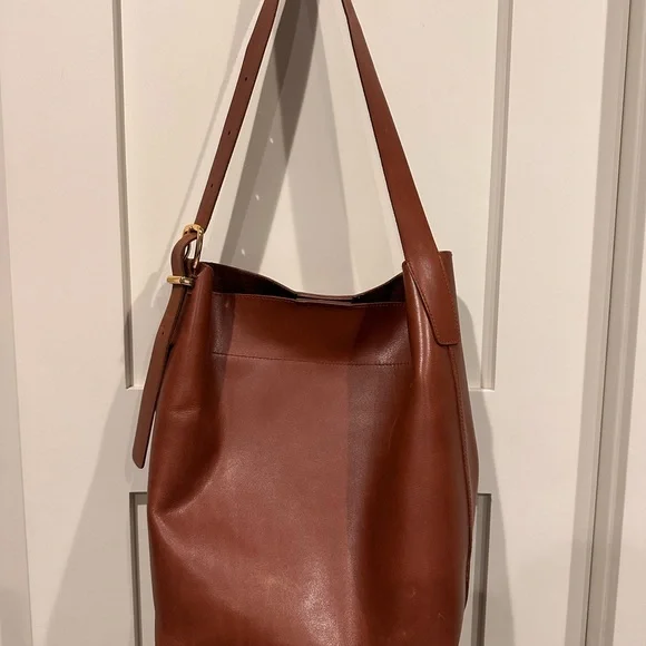 Madewell The Essential Bucket Tote - Picture 1 of 6